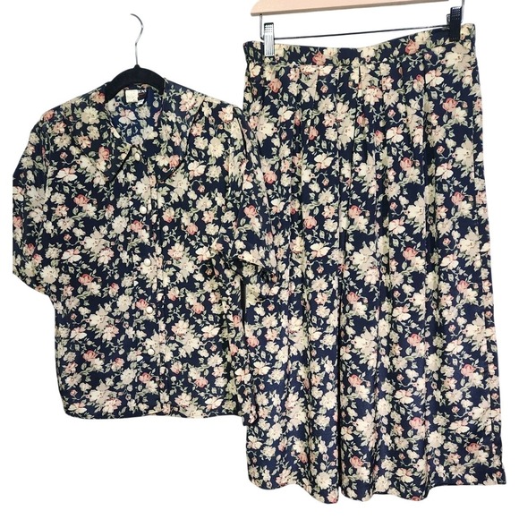 Notations Pants - Vintage Notations 2 Piece Shirt + Culottes 10/12 Floral Cottagecore Grannycore